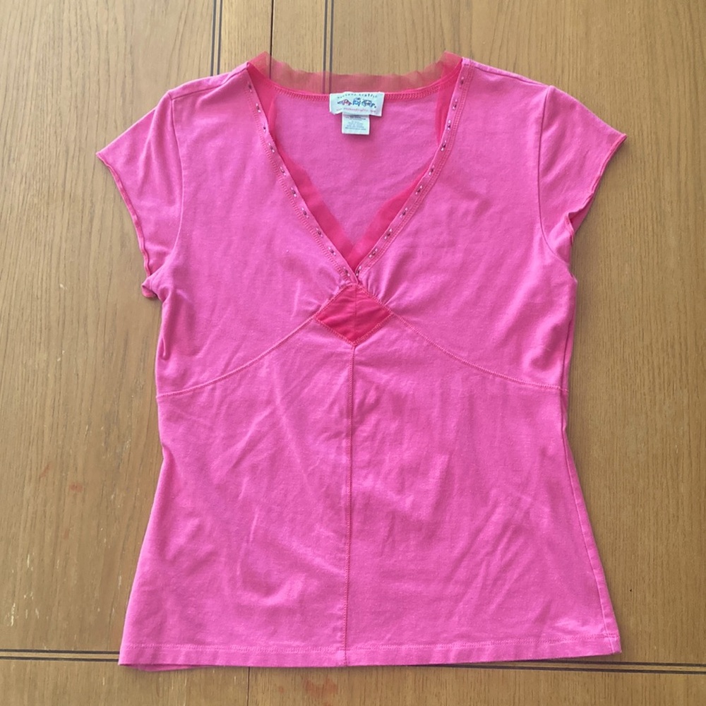 Women’s Pink V-Neck Top with Sequins and Lace Accents. Size M. Very good cond